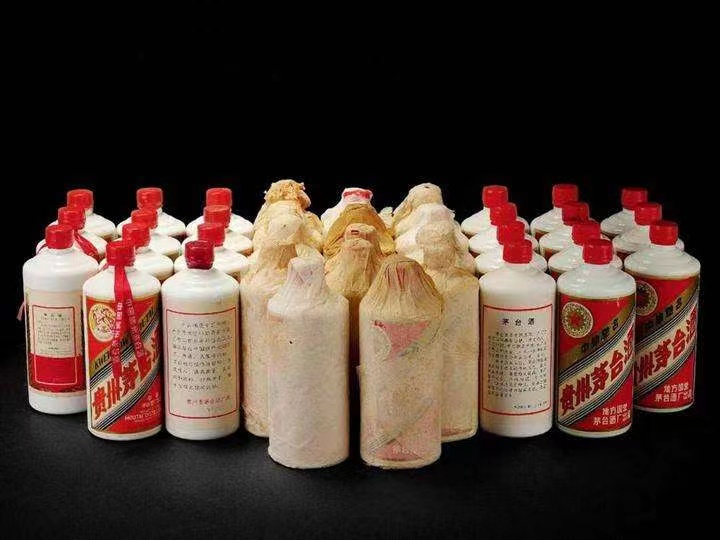 官渡日照岚山回收酒价格哪里回收(附近上门回收茅台酒）?